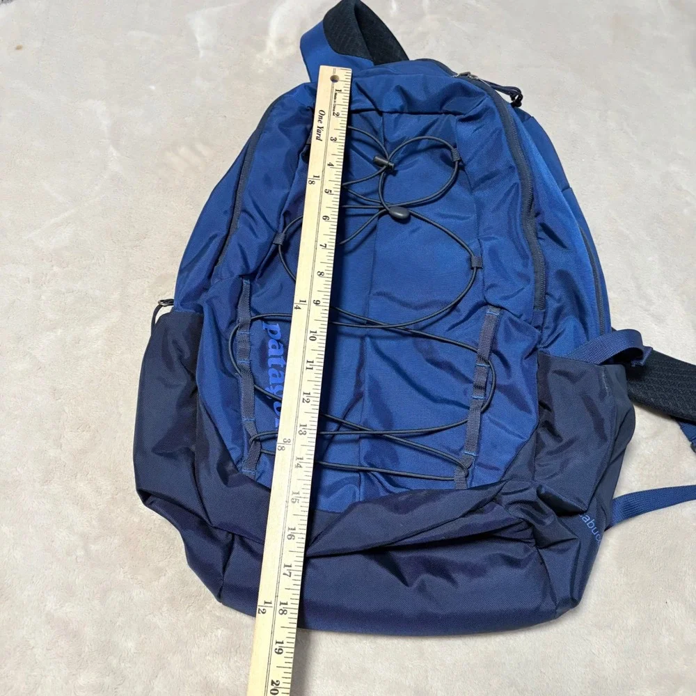 Patagonia Outdoors Chacabuco 30L Backpack Unisex Blue size 30L Bungee Cord